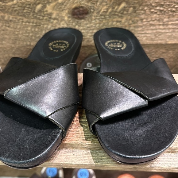 ATP Atelier ORIA Vacchetta Flat Slide Sandals  in Black Size 36/6 - Picture 7 of 7